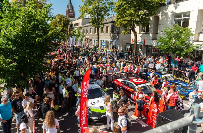 „Aurum 1006 km powered by Hankook“ lenktynių organizatoriai jau laukia paraiškų į 2023 m. vyksiantį lietuviškąjį automobilių sporto festivalį