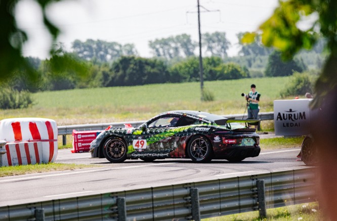 Paraiškas varžytis „Aurum 1006 km powered by Hankook“ lenktynėse jau pateikė 9 komandos