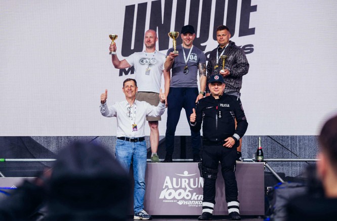 Drag Race Winners Awarded: Rain Threatens the Event for a Second Day