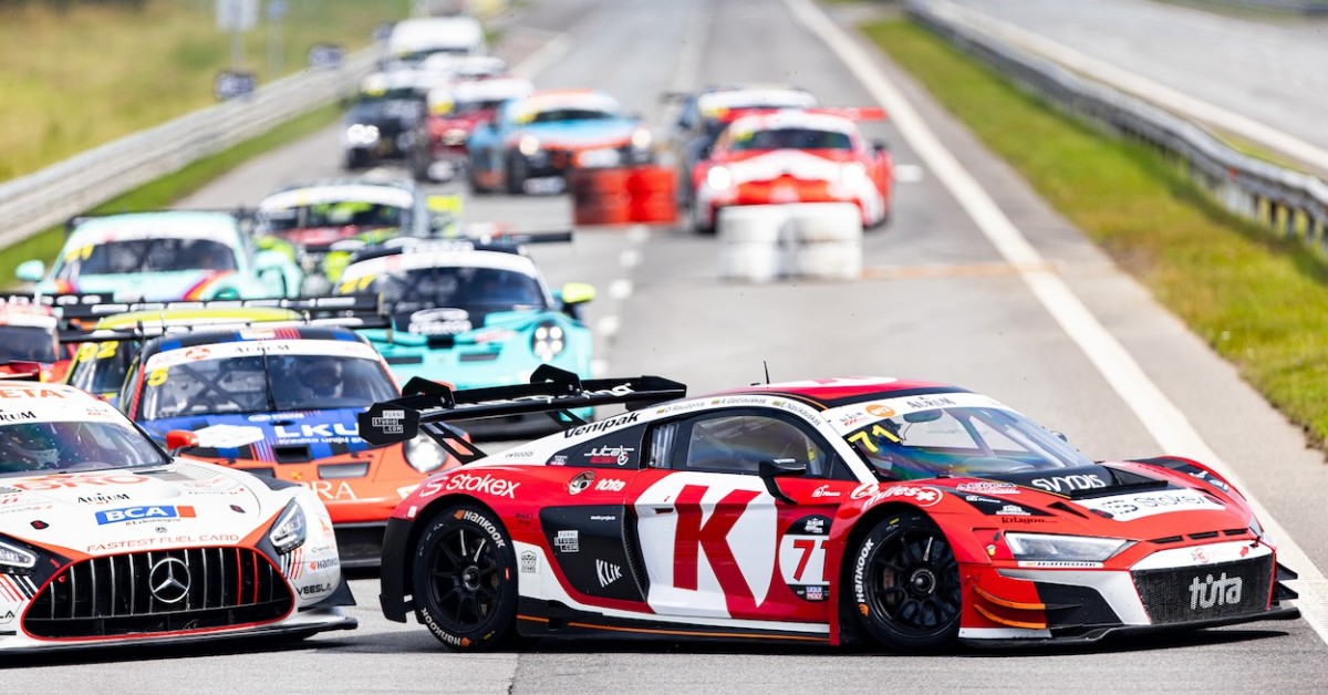 Racing.lt - The First Laps Already Complete – Intense Battles Begin ...